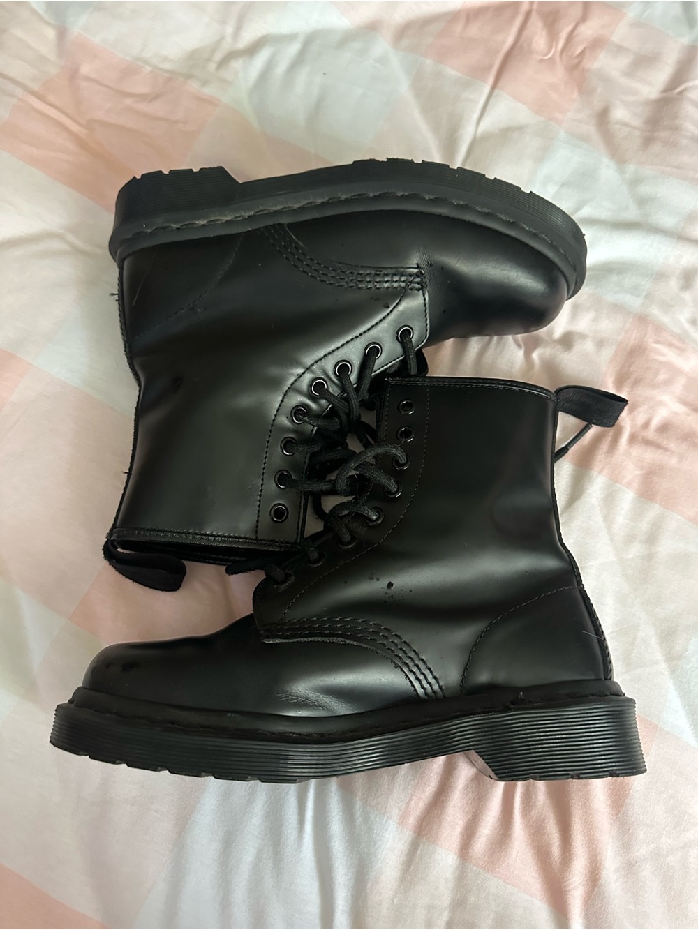 Doc Martin Black Lace-Up boots 1460 mono